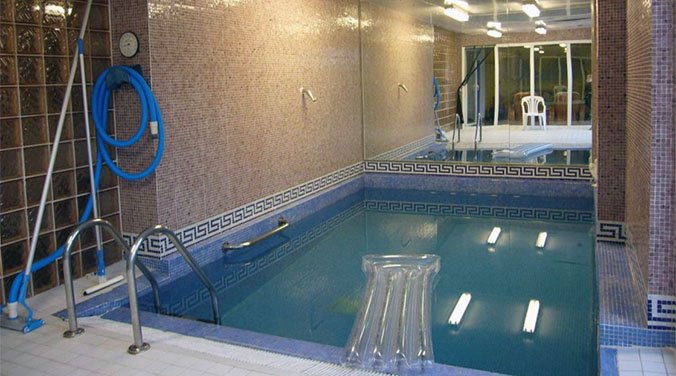 FOTO INTERIOR VIVIENDA PISCINA foto interior vivienda piscina: