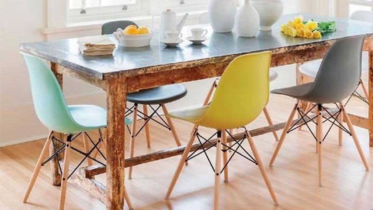 mesa de comedor y sillas de varios colores mesa de comedor y sillas de varios colores