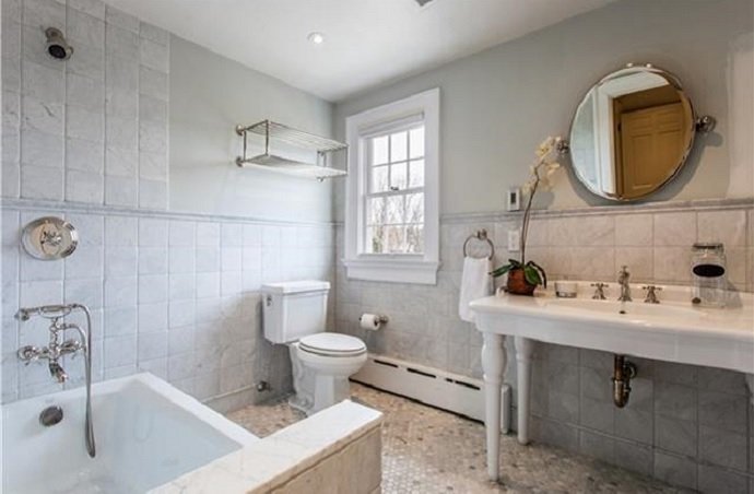 Anne Hathaway compra esta mansión en Connecticut por 2,3 millones de euros