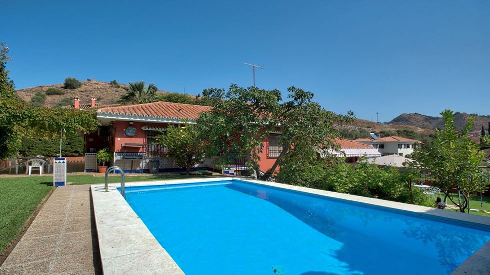piscinas-disfrutar-málaga