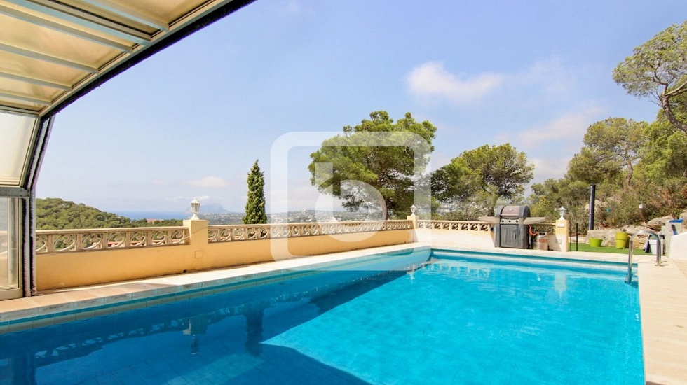 chalet con piscina chalet con vistas