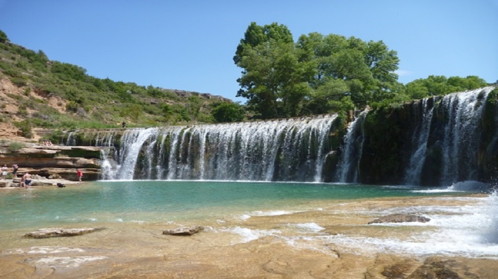 piscina natural en huesca