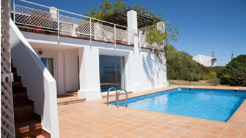 casa con piscina