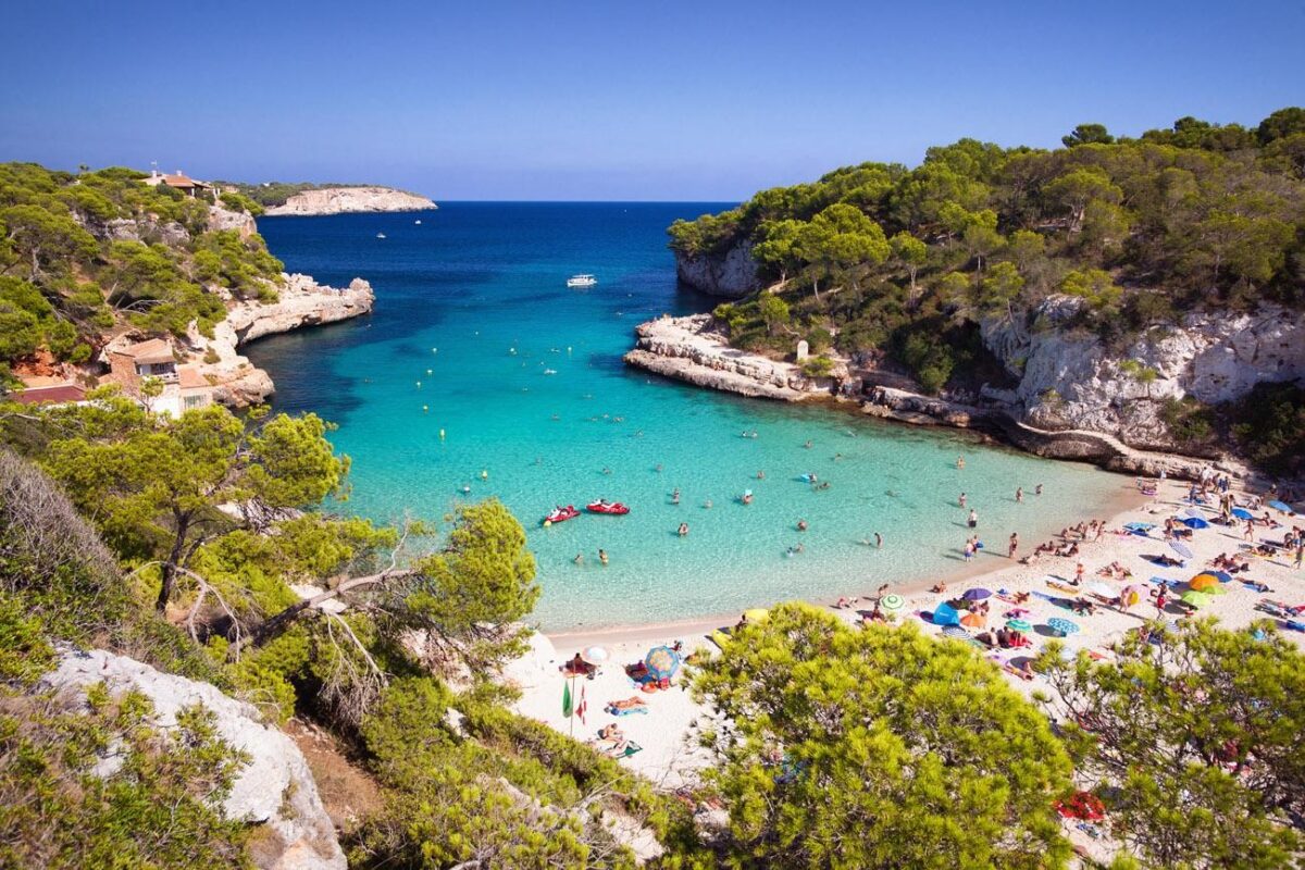 playa en Mallorca Descubre cuáles son las mejores playas de España