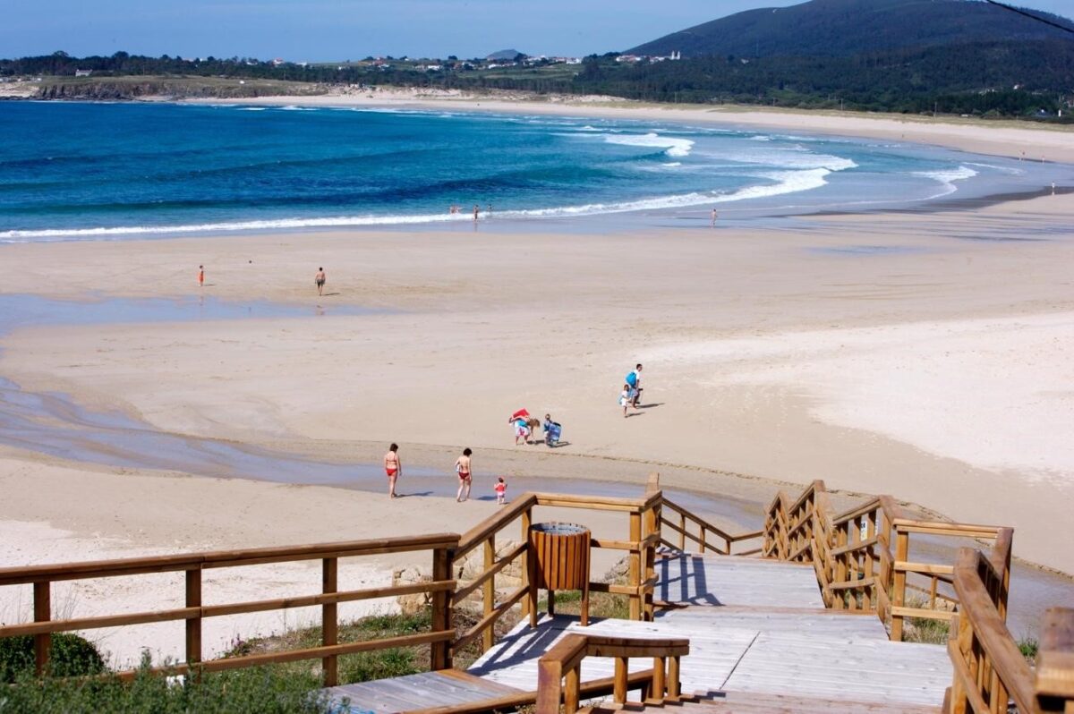playa en Galicia Descubre cuáles son las mejores playas de España