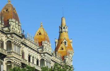 ¿Cuánto cuesta vivir en los mejores barrios de Madrid y Barcelona?