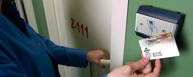 Control de accesos para comunidades de propietarios