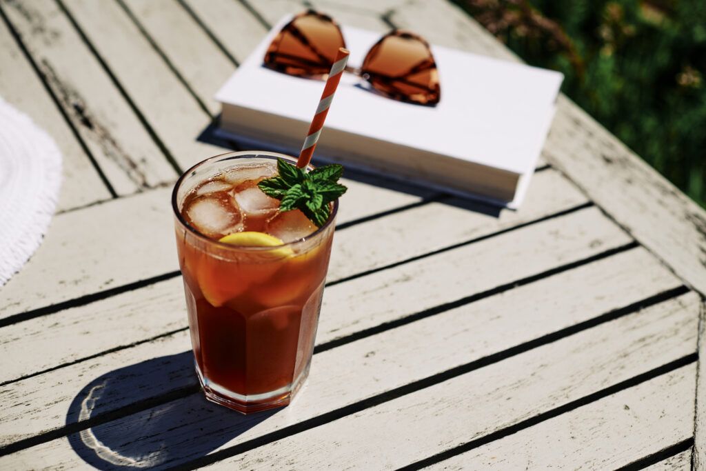 Prepara bebidas refrescantes para el verano - Getty Images