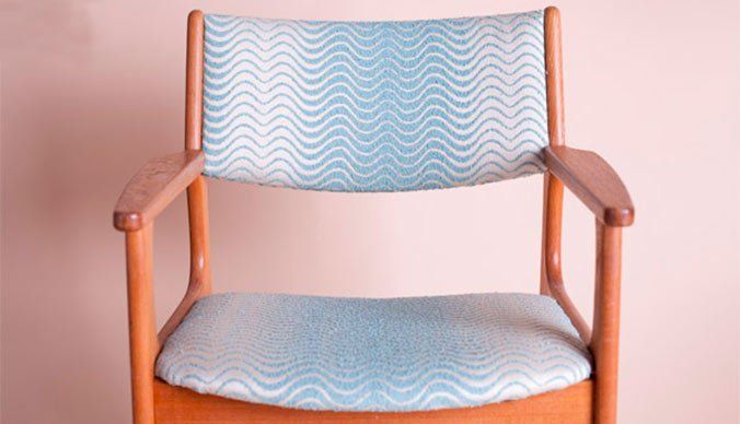 Trucos para darle un aire nuevo a tus muebles - Fotocasa Life tapizar sillas
