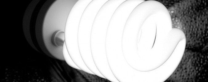 La luz ha subido más de un 16,2% durante la legislatura, según Facua