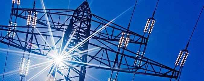 El sistema eléctrico registra un desajuste 652 millones inferior al previsto