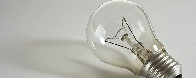 El 84% de los consumidores considera caro el precio de la luz, a pesar de las bajadas