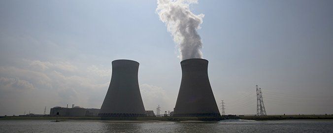 Posibles subidas de impuestos a hidráulica y nuclear en España