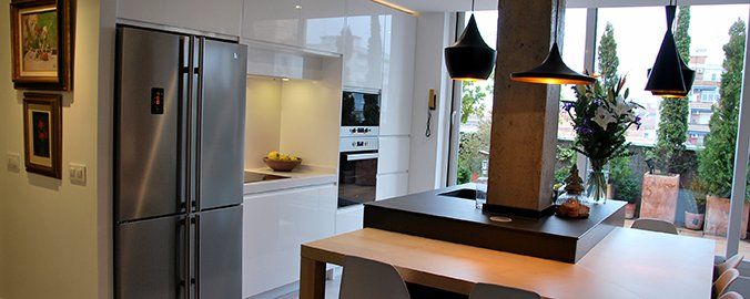 Viviendas con pilares vistos: cómo aprovecharlos en la decoración