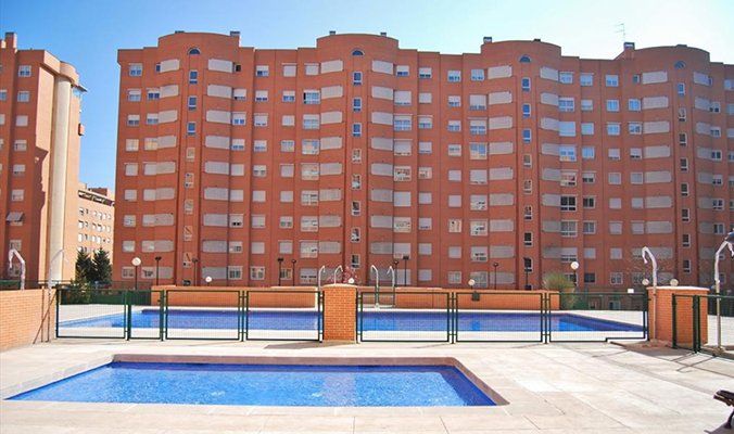 ¿Qué pisos han bajado más de precio en Barcelona y Madrid? - Fotocasa Life Piso_venta_Madrid