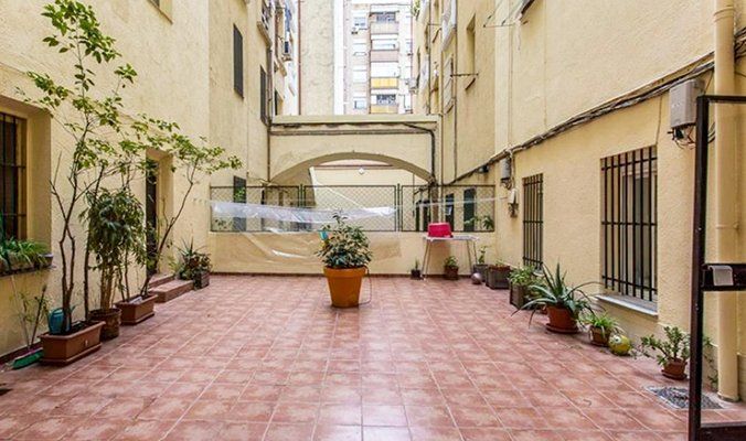 ¿Qué pisos han bajado más de precio en Barcelona y Madrid? - Fotocasa Life Piso_venta_Madrid