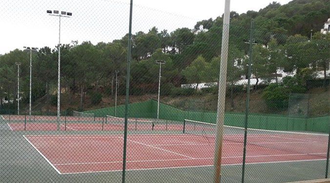 Vacaciones, tenis, apartamentos... Viviendas con pistas - Fotocasa Life Foto: fotocasa