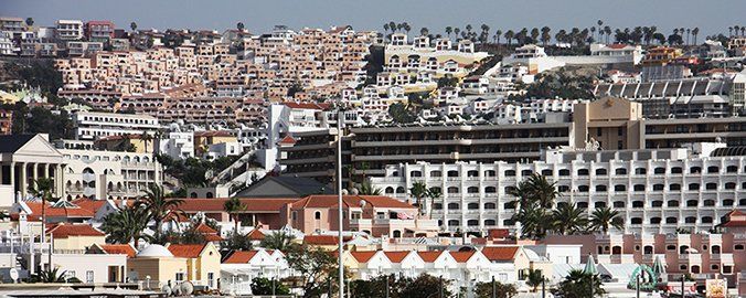 Crece la compraventa de viviendas y suben los precios, según los notarios