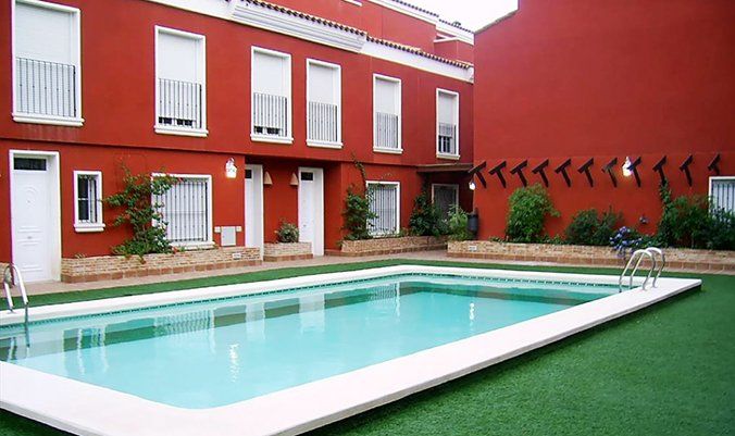 Vivir en una casa adosada. Alquileres por debajo del precio medio - Fotocasa Life casa_alquiler_fotocasa