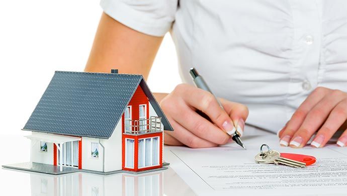 Las hipotecas caen un 14,9% en julio por las cláusulas de demora