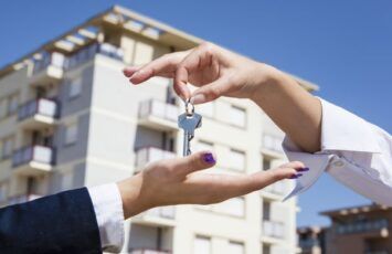 Qué derechos obtiene un inquilino al alquilar una vivienda?