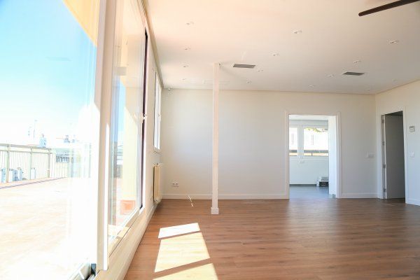 Reforma de un ático en el centro de Madrid [PROYECTO DE REFORMA] - Fotocasa Life - Áticos, Proyecto de reforma - Reformas - Para que el éxito de una reforma integral esté asegurado, además de contar con buenos profesionales, es importante no olvidar que el trabajo en equipo y una comunicación fluida entre la empresa y los clientes es indispensable.