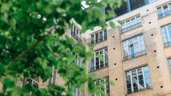 La compraventa de vivienda crece en septiembre por la caída de los precios, según Notariado