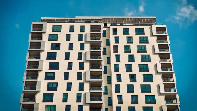 Arrenta pide al Gobierno que grave las viviendas vacías y recupere las deducciones al alquiler