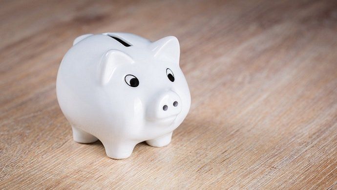 La tasa de ahorro de los hogares baja al 1,8% en el tercer trimestre por su mayor consumo