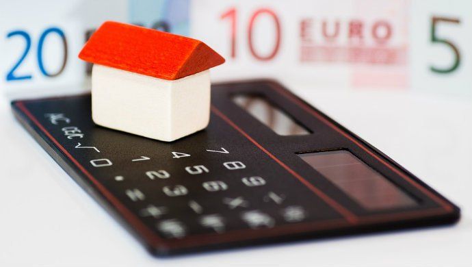 La firma de hipotecas sobre viviendas sube un 16,8% en octubre y suma tres meses de ascensos