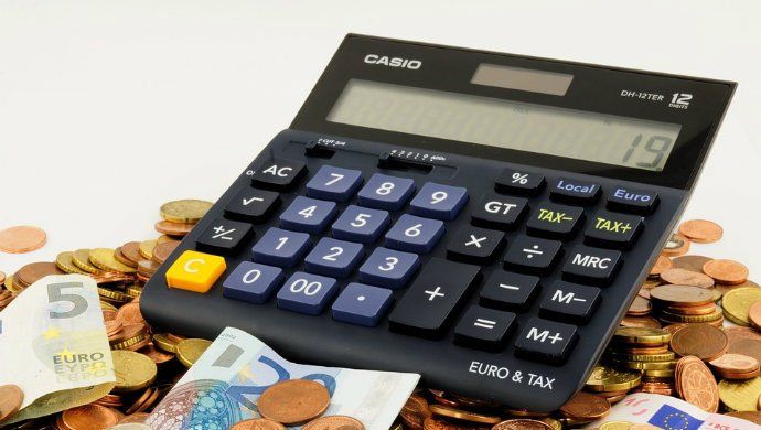 Los españoles recortarán su presupuesto un 5% en enero