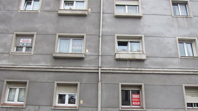 La compraventa de viviendas se dispara un 13,6% en 2016 por el mercado de segunda mano
