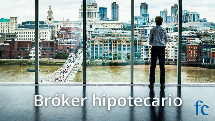 ¿Cuándo es rentable contratar una hipoteca con bróker?