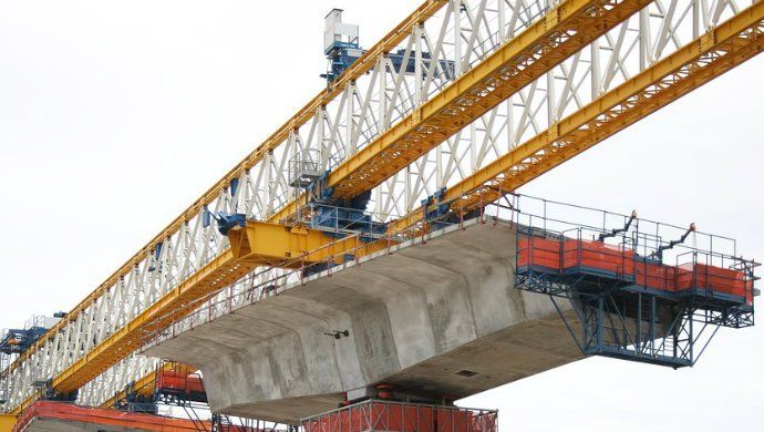 La CNMC investiga posibles acuerdos de reparto de mercado entre grupos constructores de obra civil