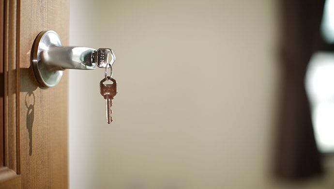 El mercado español se mantiene casi equilibrado entre el alquiler y la compra de vivienda.