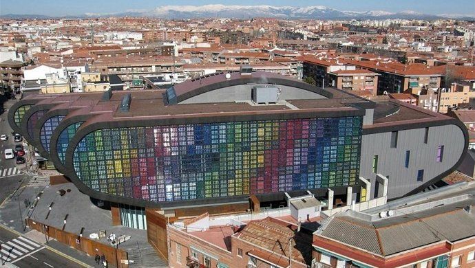 La compraventa de viviendas aumentó un 2,6% en julio y el precio bajó un 0,5%, según los notarios