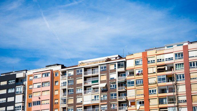 La compraventa de viviendas dispara su crecimiento al 25,7% en octubre