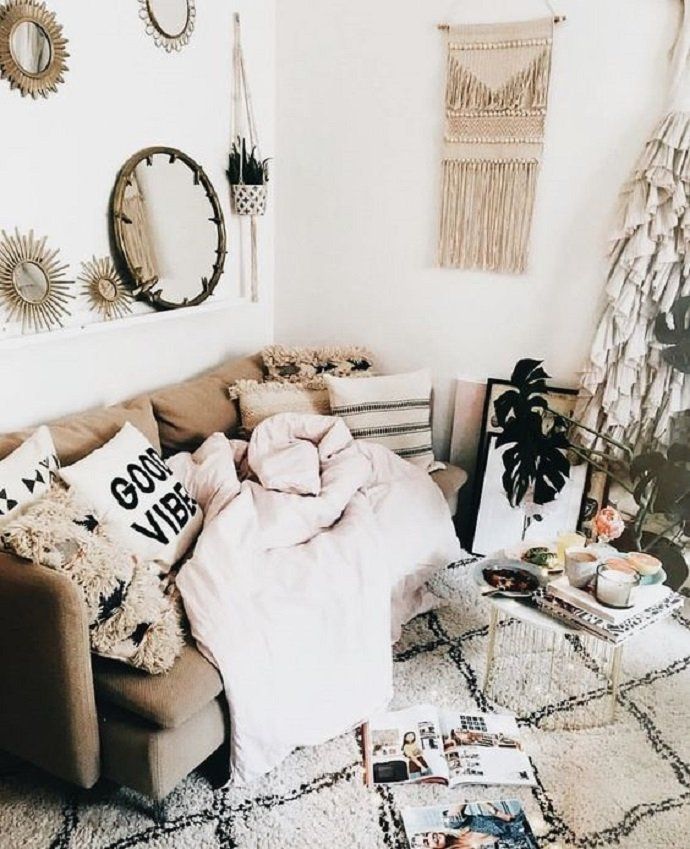 La combinación de sofá y manta no solo es para los domingos - Fotocasa Life - Cambiar decoración casa, Complementos decorativos, Decoración de invierno, Textiles - Hogar, Decoración - Sofá y manta, la combinación perfecta para todo el invierno. Aquí tienes unos cuantos consejos para aportar calidez, color y diseño a tu casa.