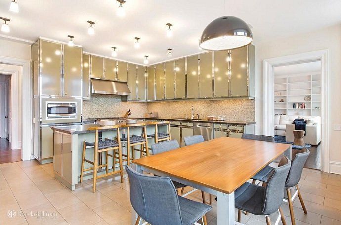 Bruce Willis pone a la venta su casa en Manhattan - Fotocasa Life - Casas de famosos, famosos - Curiosidades - Bruce Willis también ha querido poner a la venta su casa en Manhattan por más de 14 millones de euros. ¿Quieres verla por dentro? Aquí la tienes en fotos.