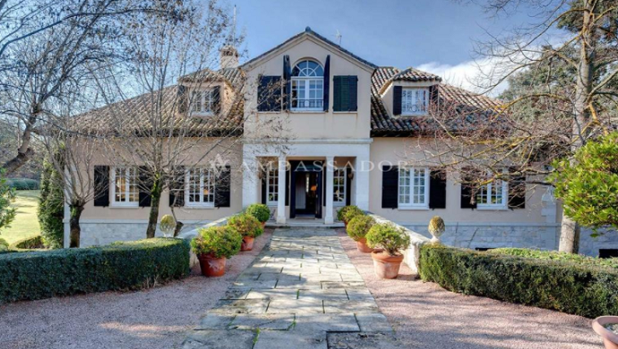 8 casas espectaculares que querrás comprarte si te toca la lotería