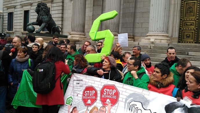 La Plataforma de Afectados por la Hipoteca plantea una iniciativa para acabar con los desahucios