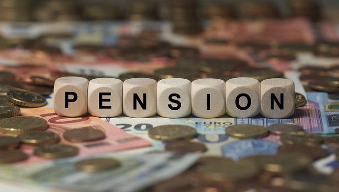El PSOE propone costear las pensiones con dos impuestos a la banca y a las transacciones financieras