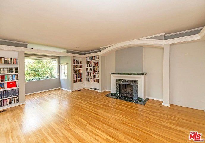 Whoopi Goldberg vende su casa en Los Ángeles por más de 7 millones de euros - Fotocasa Life - Casas de famosos, famosos - Curiosidades - Whoopi Goldberg vende su casa de lujo en Los Ángeles. Cuesta 7 millones de euros y fue construida en 1933, con detalles Art Deco.
