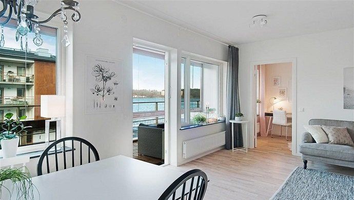 Una casa muy curiosa, rodeada de agua y con estupendas vistas