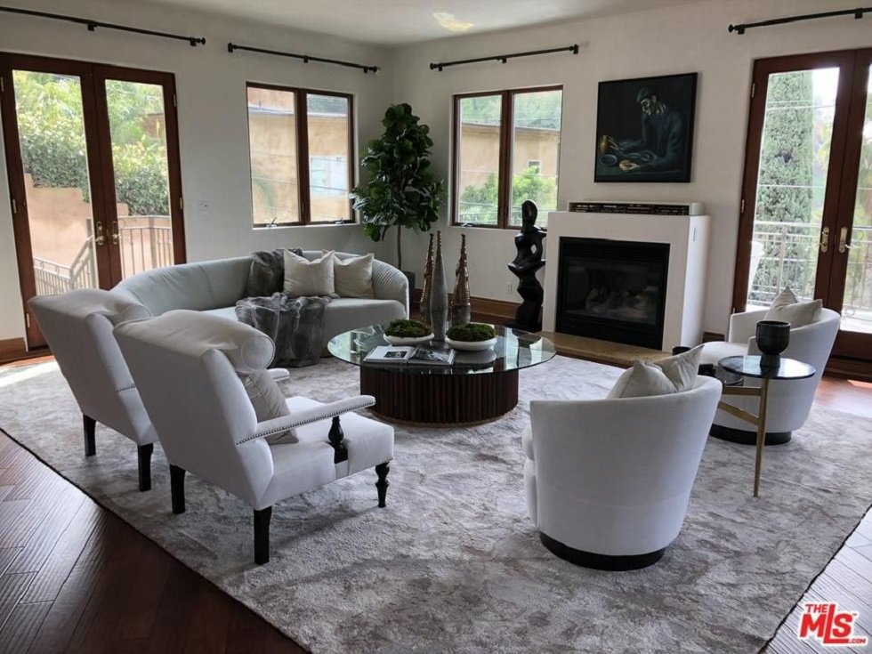 Esta es la casa que vende Eva Longoria en Hollywood Hills - Fotocasa Life - Casas de famosos, famosos - Curiosidades - Eva Longoria quiere vender su casa en Hollywood Hills. Ahora puedes ver cómo es por dentro esta mansión de lujo en una buena colección de imágenes.