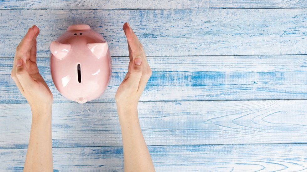 Los depósitos de hogares y empresas disminuyen un 1,8% en julio