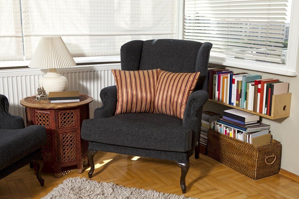 Rincones de lectura y bibliotecas en casa para el Día del Libro - Fotocasa Life Rincones de lectura y bibliotecas en casa para el Día del Libro - Fotocasa Life - Cambiar decoración casa, Decorar una vivienda, Día del libro, Espacios de lectura - Decoración - Leer en casa puede ser uno de los mayores placeres que existen. Aquí tienes diez rincones de lectura y bibliotecas para el hogar.