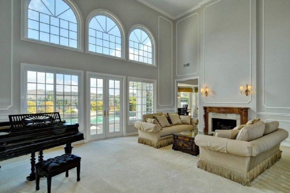 Esta es la casa que vende Guillermo del Toro en Agoura Hills - Fotocasa Life - Casas de famosos, famosos - Curiosidades - Es una mansión de ensueño. La casa que vende Guillermo del Toro en Agoura Hills (California). Y que ahora puedes ver por dentro.