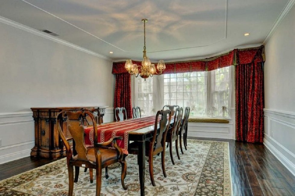 Esta es la casa que vende Guillermo del Toro en Agoura Hills - Fotocasa Life - Casas de famosos, famosos - Curiosidades - Es una mansión de ensueño. La casa que vende Guillermo del Toro en Agoura Hills (California). Y que ahora puedes ver por dentro.