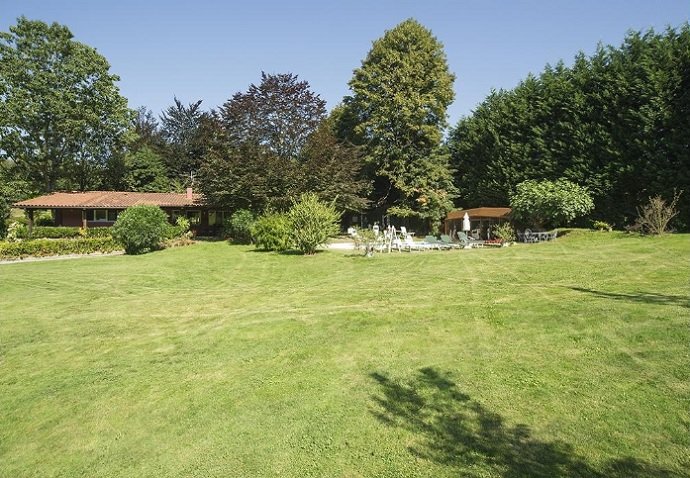 Viviendas curiosas: una cabaña en plena naturaleza - Fotocasa Life - Casas curiosas, naturaleza - Curiosidades - Llueva, nieve o haga un sol estupendo, vivir en plena naturaleza siempre es maravilloso. Esta cabaña al norte te dejará sin palabras.